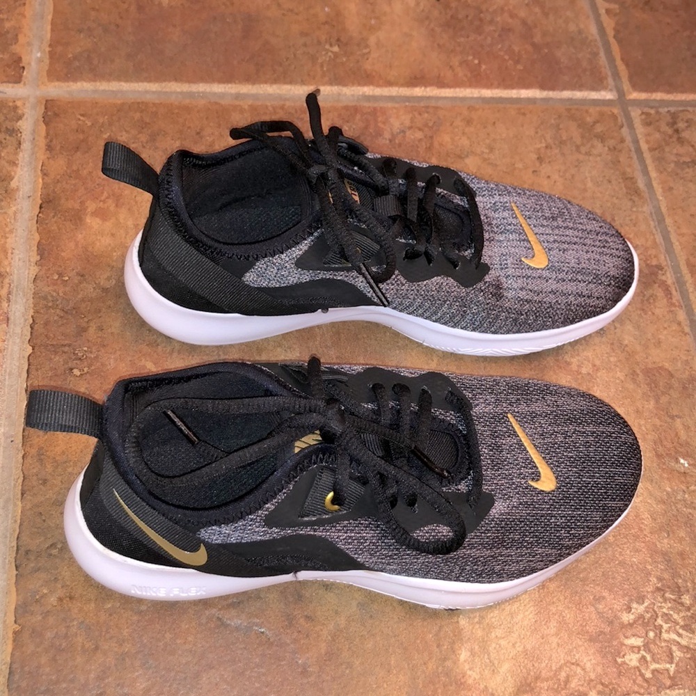 Nike Flex Tr9 (Euc)